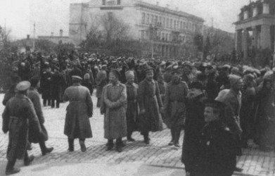 Митинг на площади Нахимова в Севастополе. 6 октября 1917 года